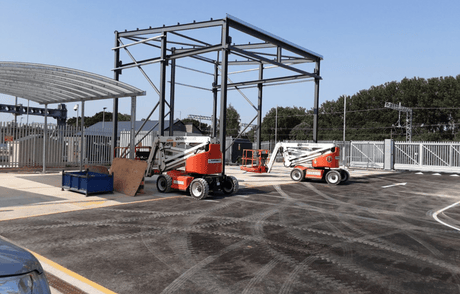 Cutting Paint Usage by 50% with Electrostatic Paint Spraying, How Ultrimax Transformed Operations at Lifting Systems. - Ultrimax